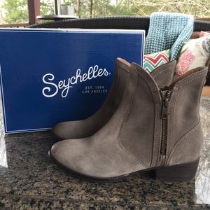 Seychelles suede taupe bootie